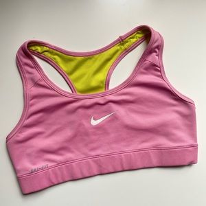 ⭐️SOLD⭐️Reversible Nike Sports Bra